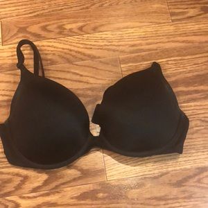 Victoria’s Secret Pink 32DD Bra